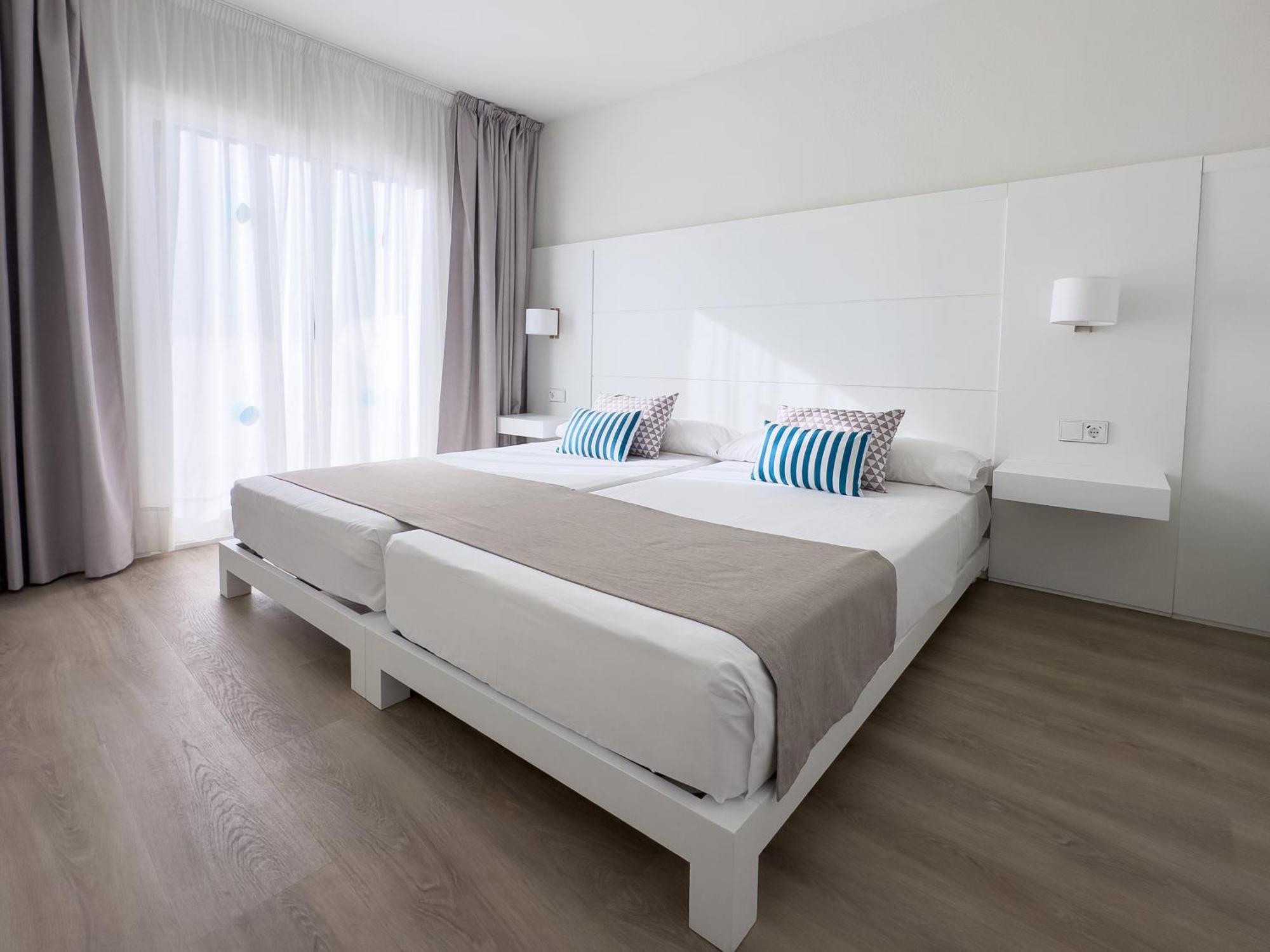 Aparthotel Bluesea Club Martha'S Cala D´Or Exteriér fotografie